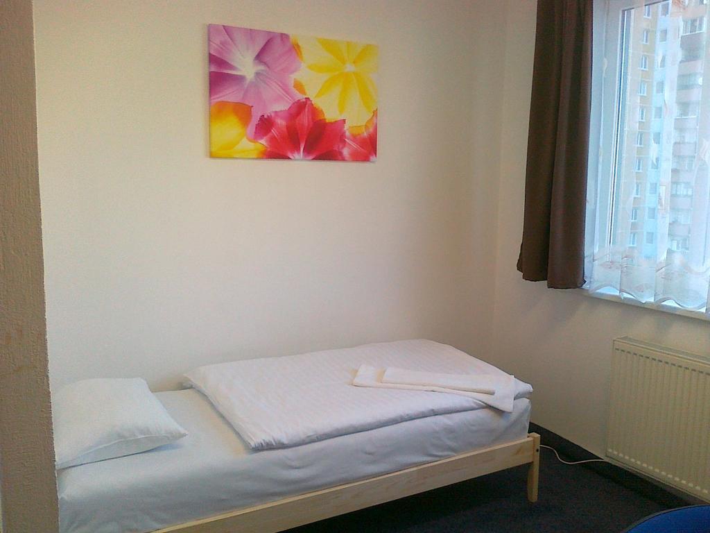 Einsteinova Petrzalka Station Homestay szállás *